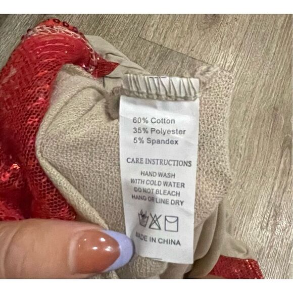 Grace + Emma Boutique Tan and Red Sequin Top 2XL New - Picture 7 of 7